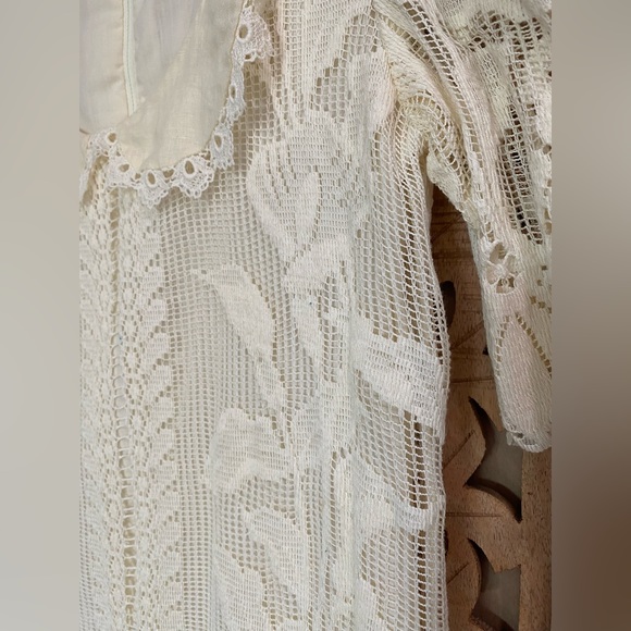 Vintage Lace dress with linens collar and cotton lining - Picture 2 of 8